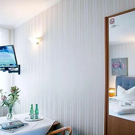 Stadt Berlin 3*